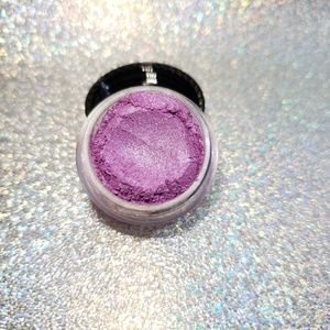 Primrose minerals eyeshadow